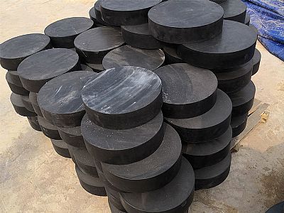大邑县板式橡胶支座由若干层橡胶片与薄钢板经加压硫化